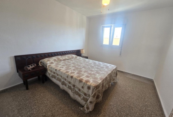 Resale - Apartment / flat - Torrevieja - Playa Acequion