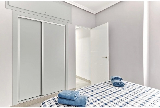 Resale - Apartment / flat - Torrevieja - Torrevieja - Playa del Cura
