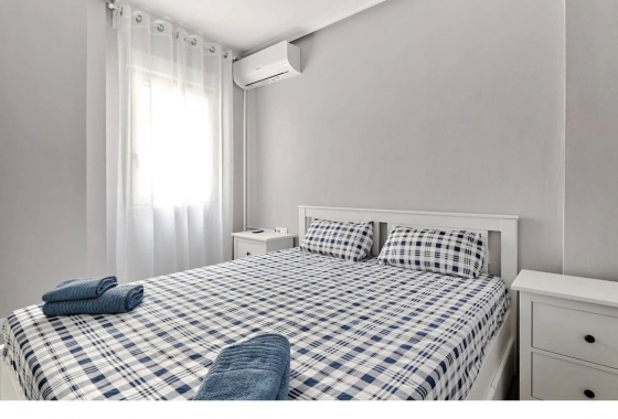 Resale - Apartment / flat - Torrevieja - Torrevieja - Playa del Cura