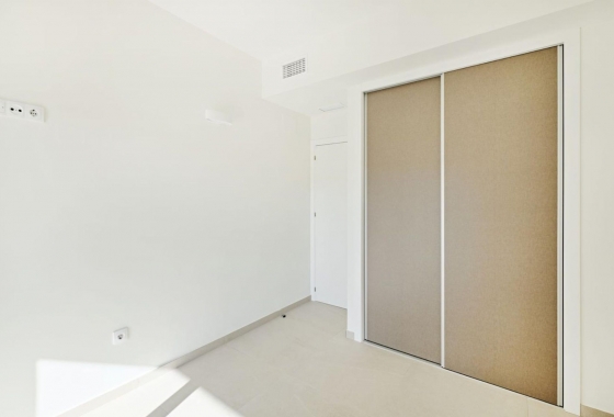 Resale - Apartment / flat - Torrevieja - playa de los naufragos