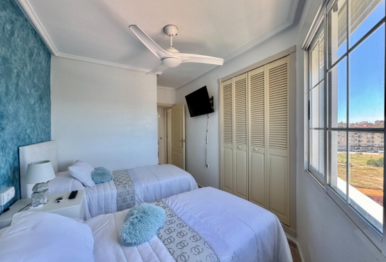 Resale - Apartment / flat - Torrevieja - LA MATA