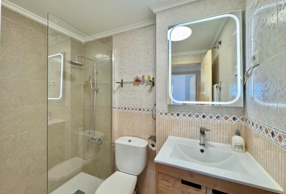 Resale - Apartment / flat - Torrevieja - LA MATA