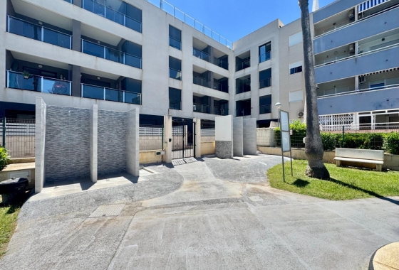 Resale - Apartment / flat - Torrevieja - LA MATA