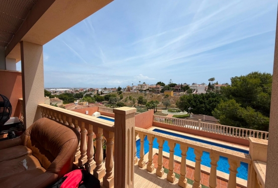 Resale - Villa - Torrevieja - Los Balcones