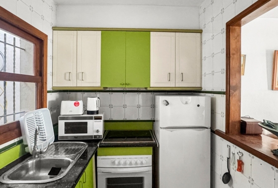 Resale - Bungalow - Torrevieja - Nueva Torrevieja - Aguas Nuevas