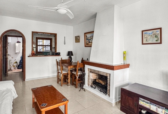 Resale - Bungalow - Torrevieja - Nueva Torrevieja - Aguas Nuevas