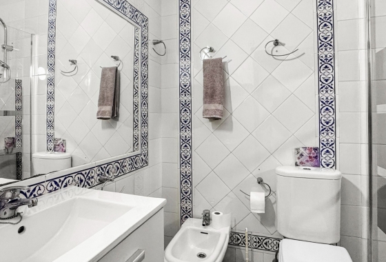 Resale - Bungalow - Torrevieja - Nueva Torrevieja - Aguas Nuevas