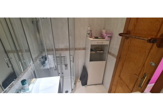 Resale - Bungalow - Torrevieja - Nueva Torrevieja - Aguas Nuevas