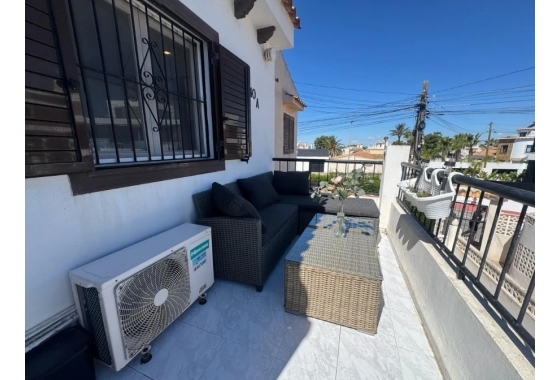 Rynek Wtórny - Bungalow - Torrevieja - Nueva Torrevieja - Aguas Nuevas