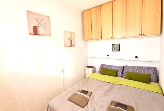 Resale - Apartment / flat - Torrevieja - LA MATA