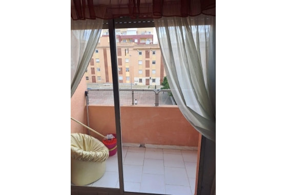 Reventa - Estudio - Torrevieja - Centro