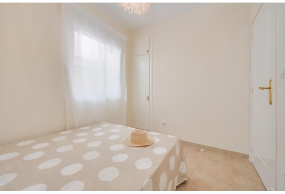 Rynek Wtórny - Bungalow - Torrevieja - Nueva Torrevieja - Aguas Nuevas
