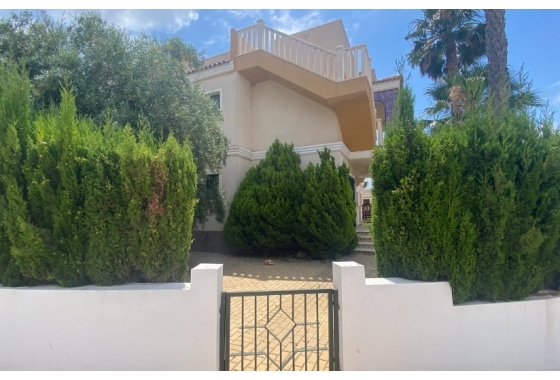 Resale - Bungalow - Ciudad Quesada