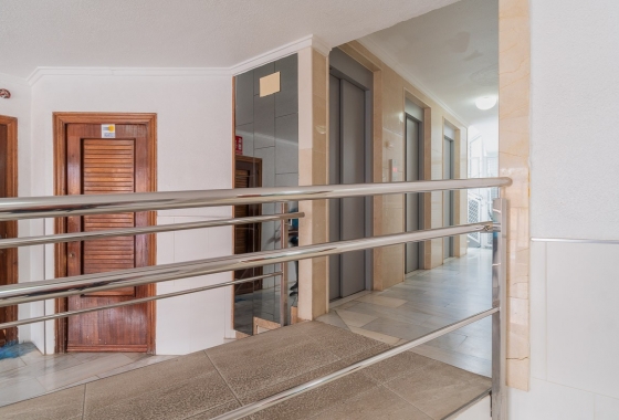 Reventa - Apartamento / piso - Torrevieja - PLAYA LOS LOCOS