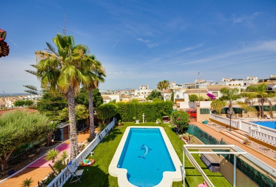 Resale - Villa - Elche Pedanías - La Marina