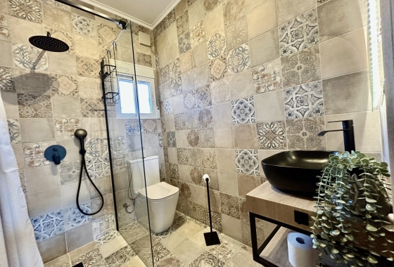 Resale - Villa - Orihuela Costa - La Zenia