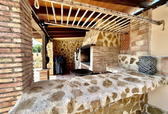 Resale - Villa - Orihuela Costa - La Zenia