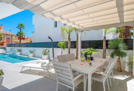 Reventa - Villa - Guardamar del Segura - Urbanizaciones