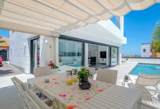 Reventa - Villa - Guardamar del Segura - Urbanizaciones