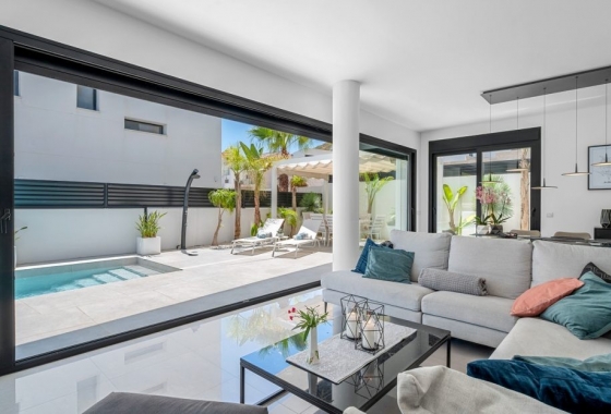 Reventa - Villa - Guardamar del Segura - Urbanizaciones