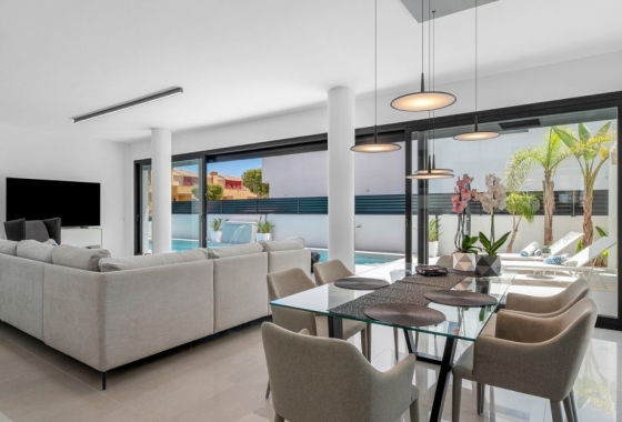 Reventa - Villa - Guardamar del Segura - Urbanizaciones