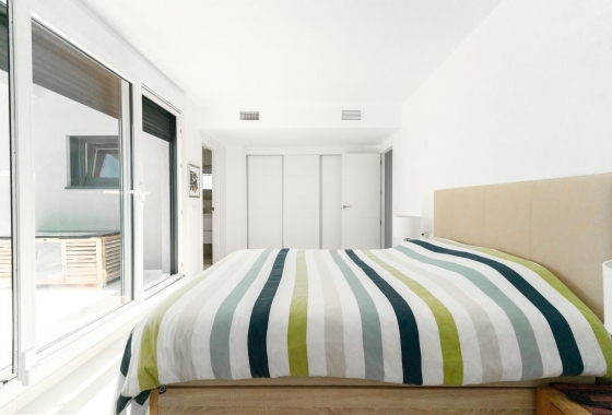 Resale - Apartment / flat - Punta Prima