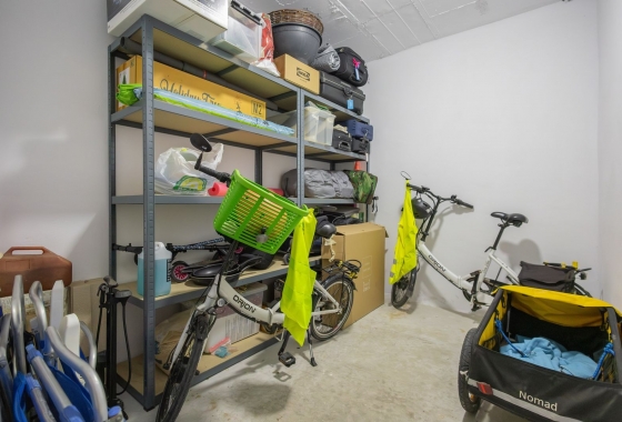 Resale - Apartment / flat - Torrevieja -  Urbanization