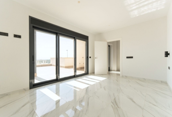 Resale - Villa - San Miguel de Salinas