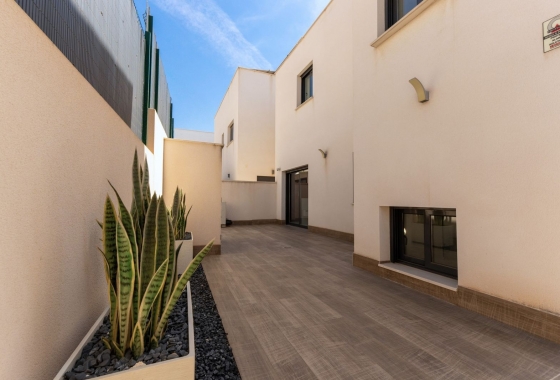 Resale - Villa - San Miguel de Salinas