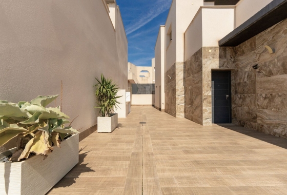 Resale - Villa - San Miguel de Salinas