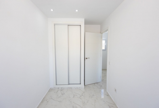 Reventa - Casa Adosada - Torrevieja - Los Balcones