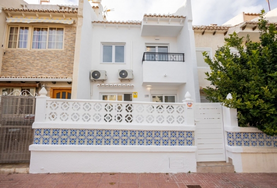 Reventa - Casa Adosada - Torrevieja - Los Balcones