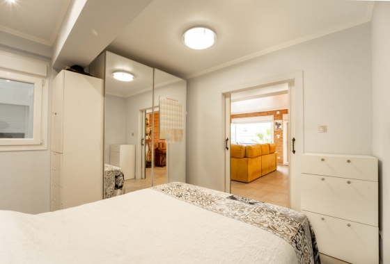 Reventa - Apartamento / piso - Torrevieja - Centro