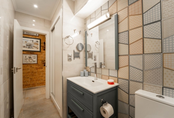 Reventa - Apartamento / piso - Torrevieja - Centro