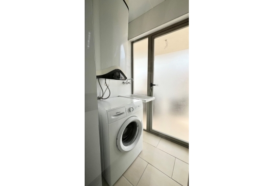 Resale - Apartment / flat - Villamartin