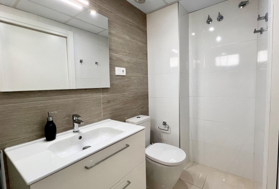 Resale - Apartment / flat - Villamartin