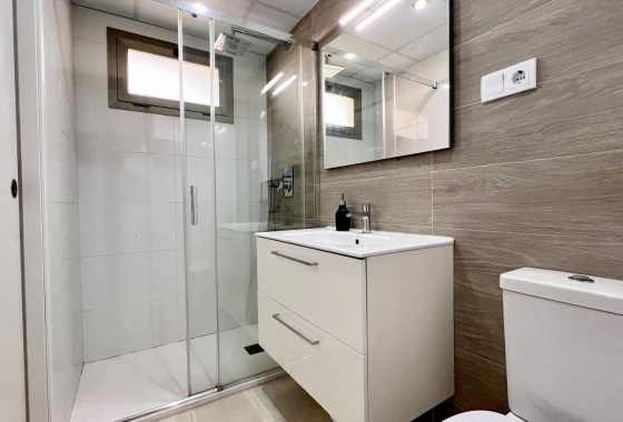 Resale - Apartment / flat - Villamartin