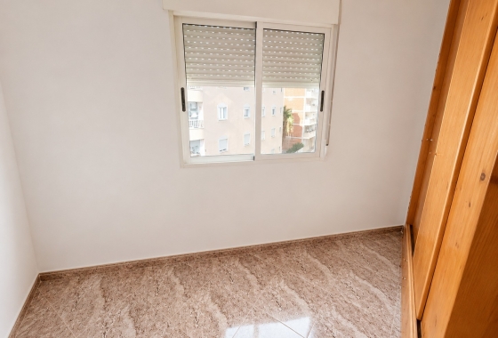 Resale - Apartment / flat - Torrevieja - CLUB NAUTICO TORREVIEJA