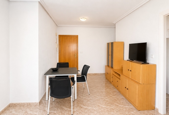 Resale - Apartment / flat - Torrevieja - CLUB NAUTICO TORREVIEJA
