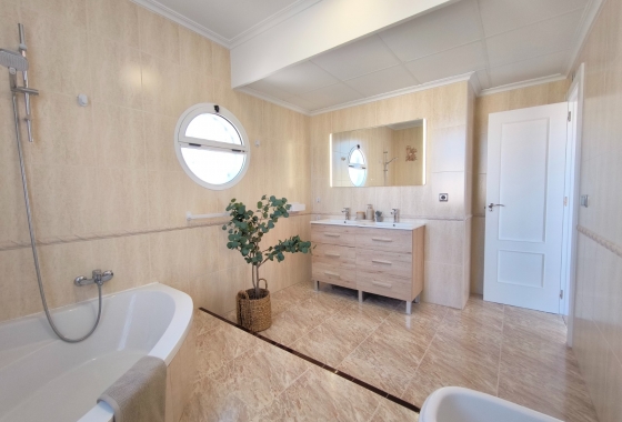 Reventa - Villa - Orihuela Costa - Los Dolses