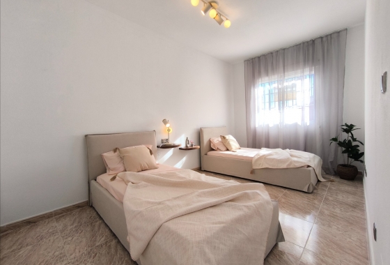 Reventa - Villa - Orihuela Costa - Los Dolses