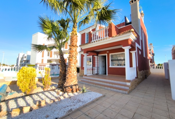 Reventa - Villa - Orihuela Costa - Los Dolses