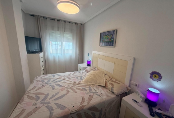 Rynek Wtórny - Poddasze - Torrevieja - Torrevieja - Playa de los Locos