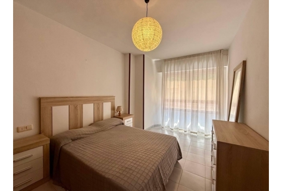 Resale - Apartment / flat - Torrevieja - Torrevieja - Playa de los Locos