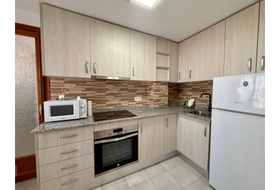 Resale - Apartment / flat - Torrevieja - Torrevieja - Playa de los Locos