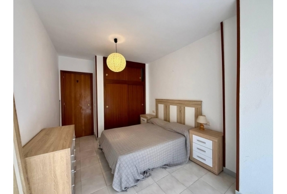 Resale - Apartment / flat - Torrevieja - Torrevieja - Playa de los Locos