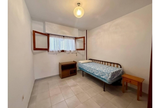 Resale - Apartment / flat - Torrevieja - Torrevieja - Playa de los Locos