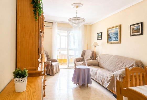 Resale - Apartment / flat - Torrevieja - Playa del Cura