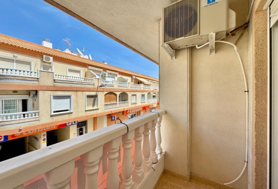 Resale - Apartment / flat - Torrevieja - Torrevieja - Playa del Cura