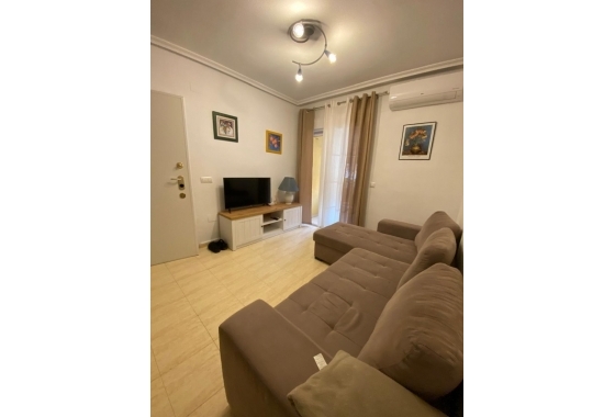 Resale - Apartment / flat - Torrevieja - Playa del Cura